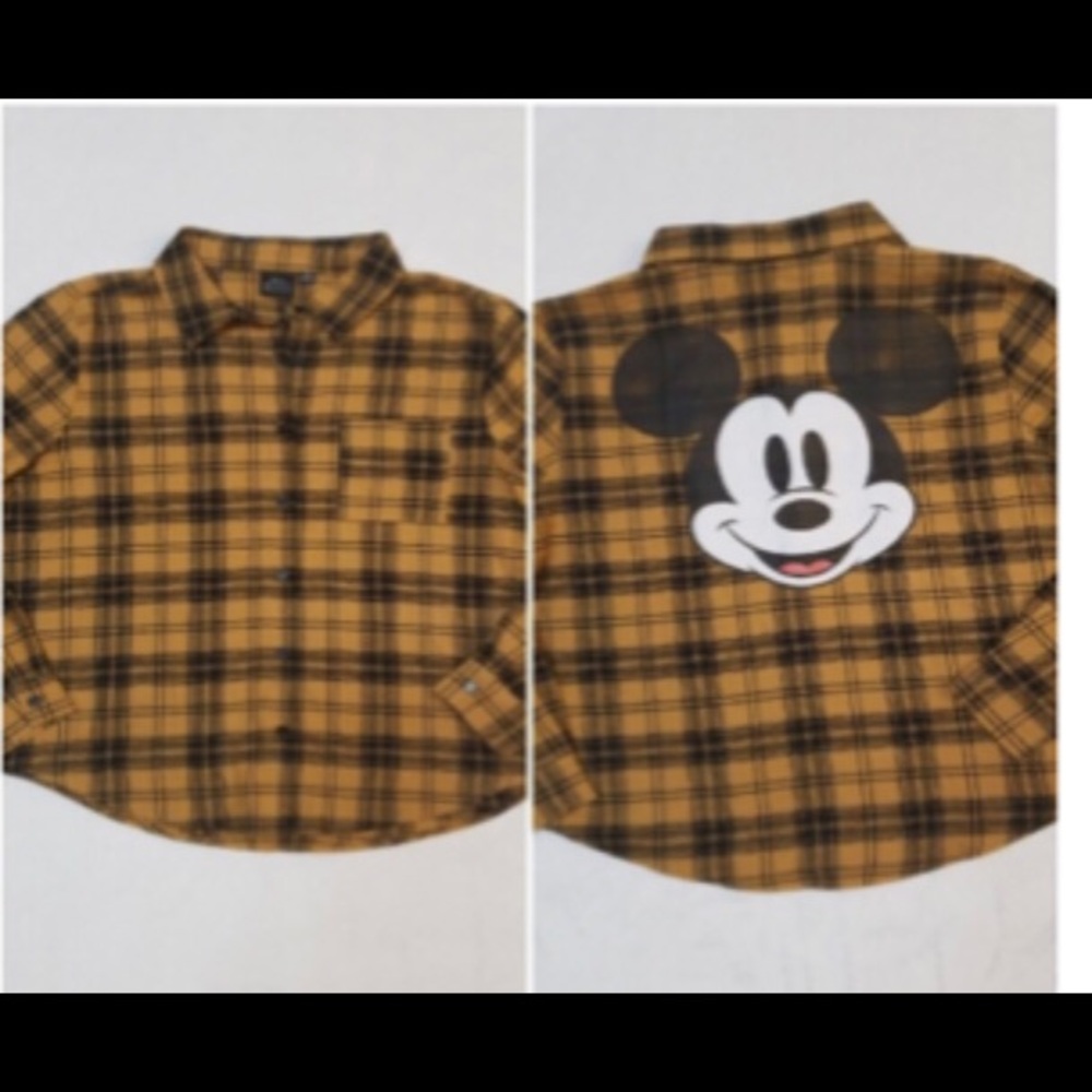 DISNEY MICKEY MOUSE PLAID BUTTON DOWN SHIRT SIZE MEDIUM